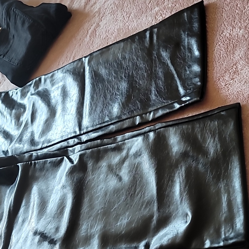 Jeans - Picture 3 of 4